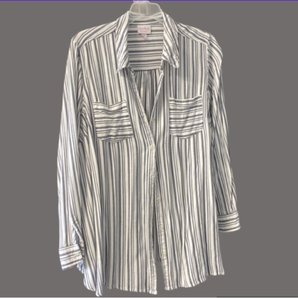 🎉🎉HP🎉🎉Isabel Maternity Long sleeve shirt